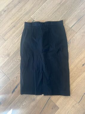 Banana Republic Black Pencil Skirt with Back Vent